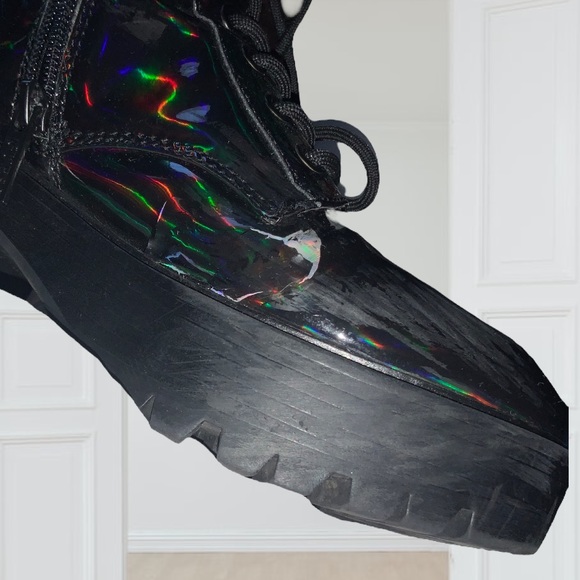 Guess Iridescent Platform Zip Up Boots Size 7M - Picture 7 of 11